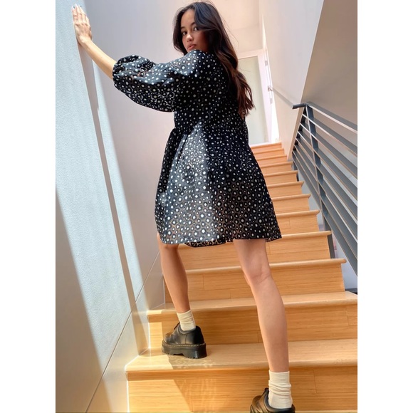 Aritzia Sunday Best Bonita Daisy print yellow white babydoll dress Large - Picture 2 of 10